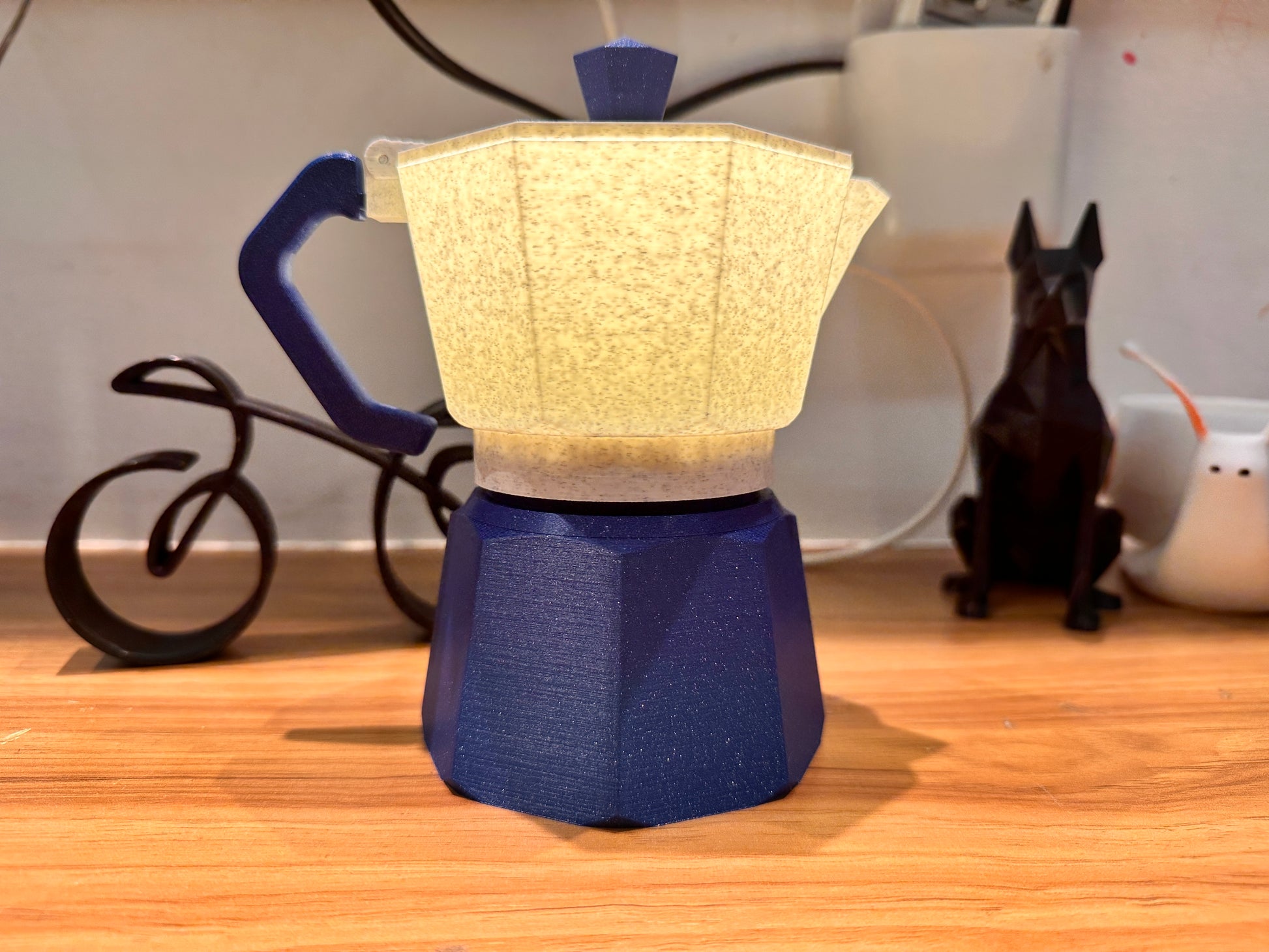 Moka Pot Desk Lamp